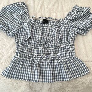 Fits on the smaller side